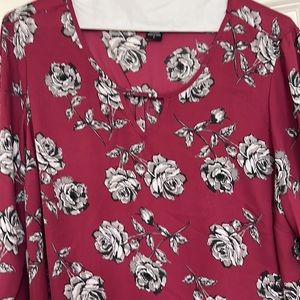 Torrid Lovely Floral Long Sleeve Keyhole Blouse Plus 2X Semi-Sheer. Never Worn
